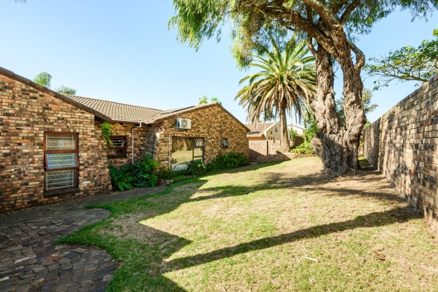 4 Bedroom Property for Sale in Lovemore Heights Estate Eastern Cape